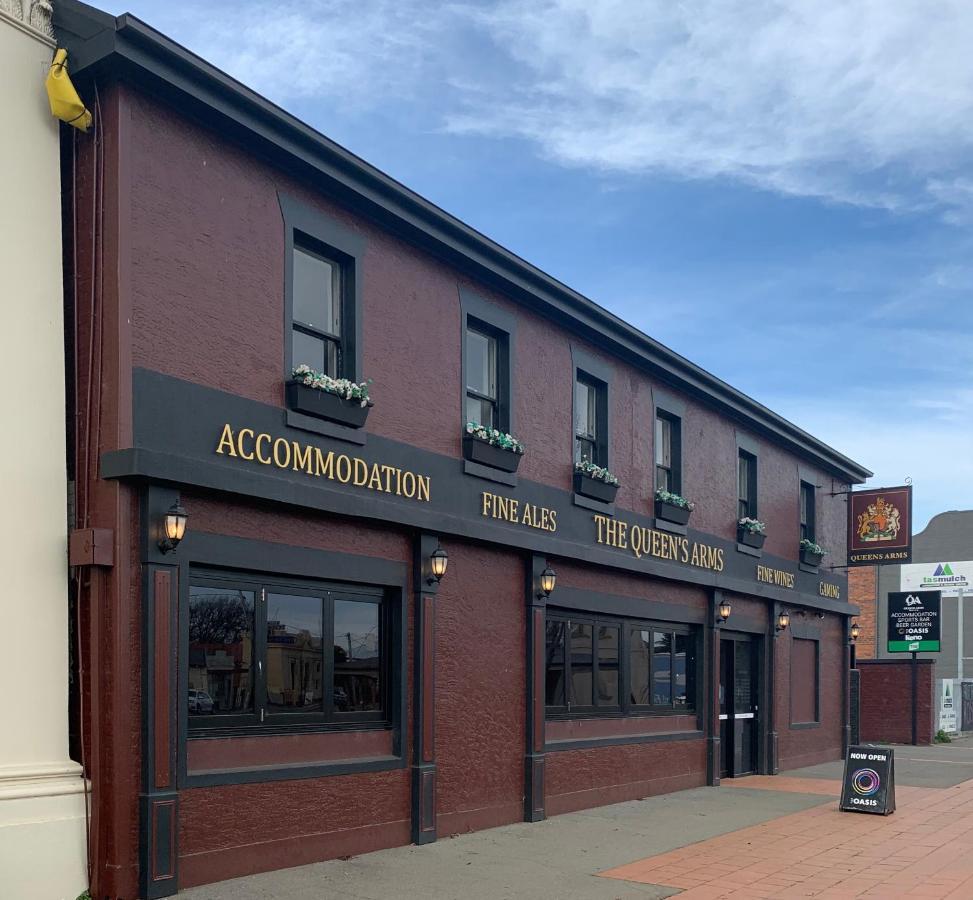 Queens Arms Hotel Longford Eksteriør billede